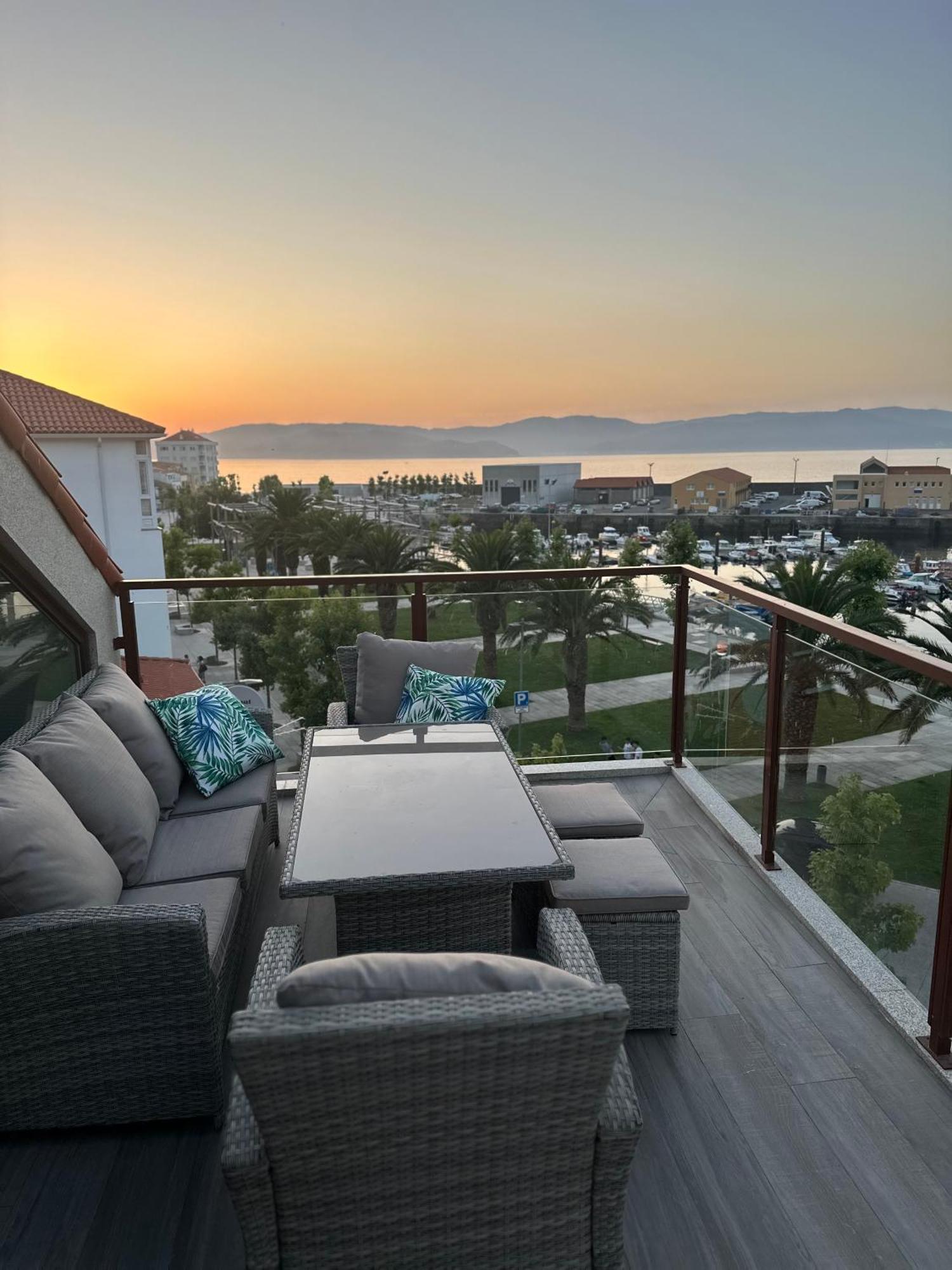 Ferienwohnung Atico Mirando O Mar Porto do Son Exterior foto